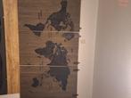 Wereldkaart op houten panelen, Ophalen, Zo goed als nieuw