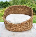 panier  tressée avec deux coussin pour jeune chat ou chien, Ophalen of Verzenden, Zo goed als nieuw, Overige