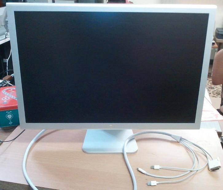 Apple Cinema Display 30", Informatique & Logiciels, Moniteurs, DVI, HD, Enlèvement