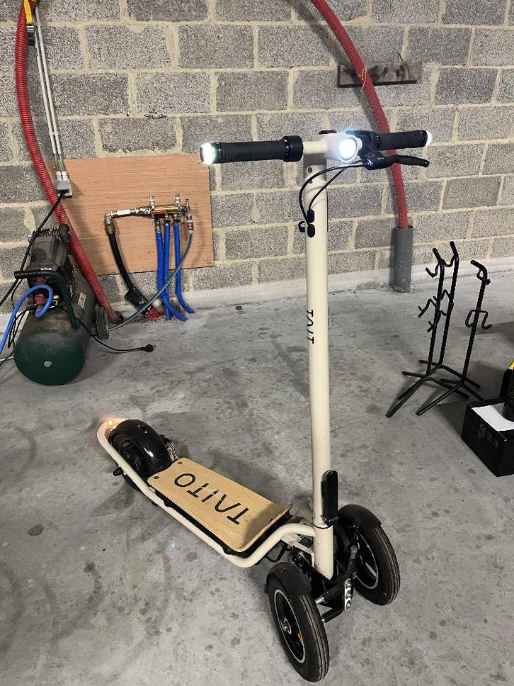 Taito e-step, Vélos & Vélomoteurs, Trottinettes, Comme neuf, Step électrique (E-scooter), Enlèvement