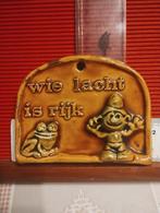 aardewerk spreuk : de smurfen wie lacht is rijk ., Ophalen of Verzenden, Smurfen, Zo goed als nieuw, Gebruiksvoorwerp