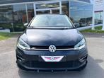 VOLKSWAGEN GOLF 7 1.0 TSI KIT R-LINE *7.5*ECRAN*PDC*CAMERA*, Auto's, Voorwielaandrijving, Stof, 110 g/km, Zwart