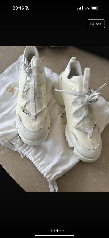 Dior B22 Sneakers – Wit / Off-White – Unisex beschikbaar voor biedingen