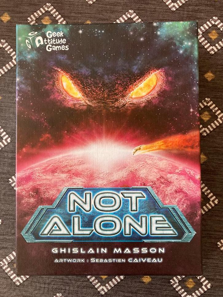 Not alone - Geek Attitude Games, Hobby en Vrije tijd, Gezelschapsspellen | Bordspellen, Gebruikt, Een of twee spelers, Drie of vier spelers