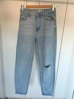 Mom jeans Bershka maat 32, Blauw, W27 (confectie 34) of kleiner, Gedragen, Bershka