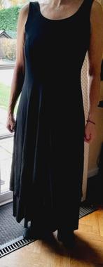 Prachtige lange jurk met 2 ruches, Kleding | Dames, Jurken, Ophalen of Verzenden, Zo goed als nieuw, Zwart