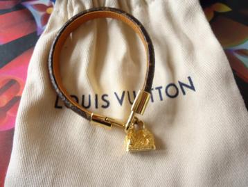 LOUIS VUITTON Armband NANO ALMA MNG disponible aux enchères