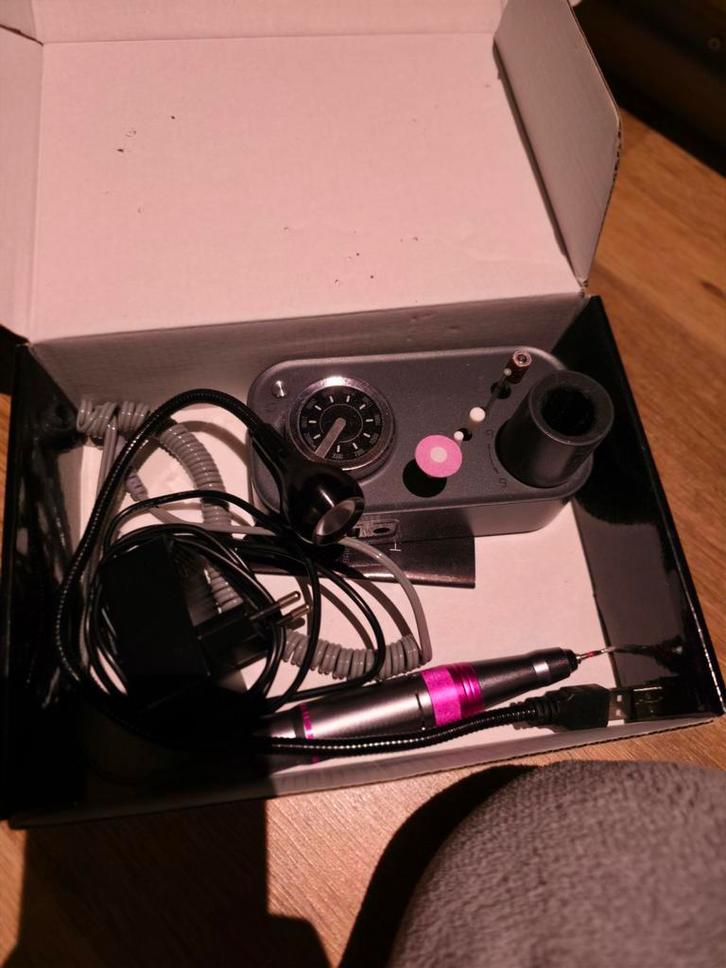 Starterspakket voor gelnagels, Handtassen en Accessoires, Uiterlijk | Cosmetica en Make-up, Rood, Ophalen