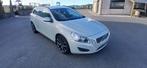 Volvo v 60 1.6 d euro 5, Auto's, Voorwielaandrijving, Zwart, 4 cilinders, Adaptive Cruise Control