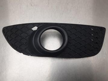 ANTI BROUILLARD TRIM DROIT Lancer Sports Sedan (CY / CZ), Utilisé, Droite, Mitsubishi