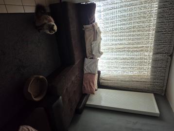 Breune lounge  u zetel met bed functie 100e  beschikbaar voor biedingen