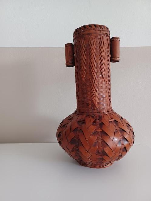 Handgeweven Japanse vaas. Bamboe. Vintage., Antiek en Kunst, Curiosa en Brocante, Ophalen of Verzenden