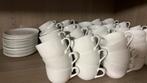 Set koffietassen met schoteltjes (60stuks), Verzamelen, Ophalen, Zo goed als nieuw, Porselein, Kop en/of schotel
