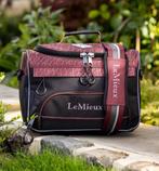 LeMieux Elite ProKit Lite Grooming Bag Poetstas Burgundy SAL, Dieren en Toebehoren, Ophalen of Verzenden, Nieuw