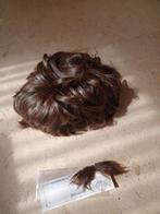 Bruine pruik in goede staat, Perruque ou Extension de cheveux, Enlèvement, Utilisé