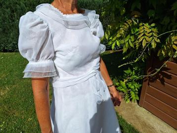 Robe de mariée Taille 36, L 135-160cm, voile de traine 240cm beschikbaar voor biedingen