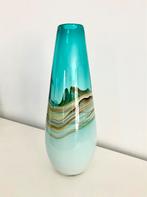 Handgeblazen glazen vaas, Blauw, Ophalen of Verzenden, Minder dan 50 cm, Glas