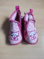 Roze babypantoffels met katje (maat 22), Kinderen en Baby's, Babykleding | Schoentjes en Sokjes, Nieuw, Meisje, Ophalen of Verzenden