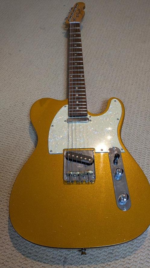 Telecaster gitaar - Gold Sparkle met Wilkinson hardware, Muziek en Instrumenten, Snaarinstrumenten | Gitaren | Elektrisch, Zo goed als nieuw