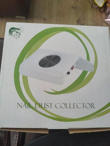 Nail dust collector  beschikbaar voor biedingen