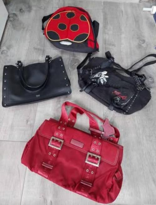 Sacs femme et 1 sac à dos.  Détails dans l'annonce, Handtassen en Accessoires, Tassen | Damestassen, Zo goed als nieuw, Handtas