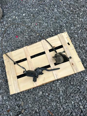 Compleet voorremsysteem derbi senda 50/drd 50 beschikbaar voor biedingen