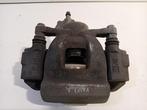 REMKLAUW LINKS ACHTER Toyota Prius Plus (ZVW4) (01-2011/-), Gebruikt, Toyota