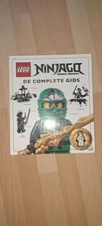 Lego Ninjago : le guide complet, Ensemble complet, Lego, Enlèvement ou Envoi, Neuf