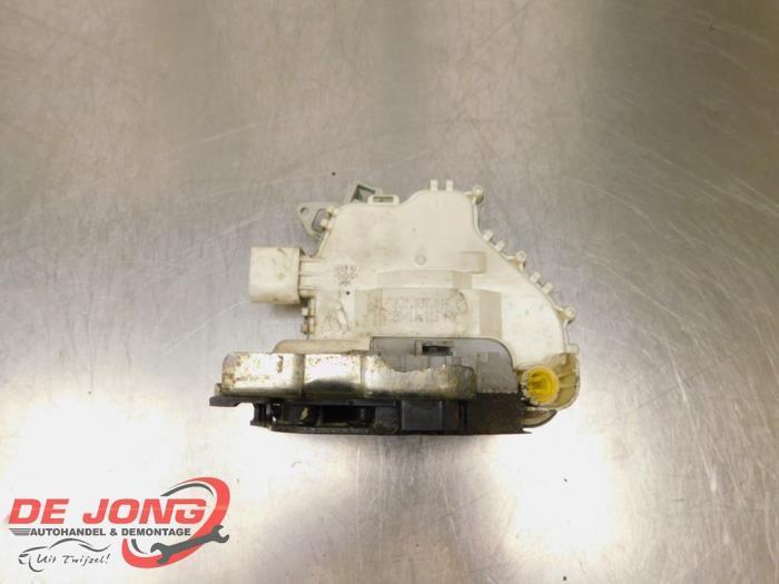 Deurslot Mechaniek 4Deurs links-voor van een Audi Q5, Auto-onderdelen, Carrosserie, Audi, Gebruikt, 3 maanden garantie, Ophalen of Verzenden