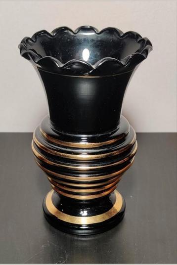 Art-déco vaas Booms glas beschikbaar voor biedingen