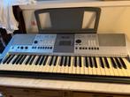 Yamaha digital keyboard PSR e413 met staander, Muziek en Instrumenten, Ophalen, 61 toetsen, Yamaha, Zo goed als nieuw