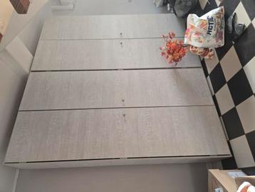 GROSSE armoire 255cm sur 250cm a démonter et embarquer beschikbaar voor biedingen
