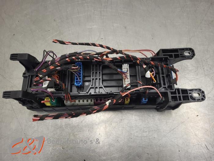 Boîte à fusibles d'un Mercedes Vito, Autos : Pièces & Accessoires, Électronique & Câbles, Mercedes-Benz, Utilisé, 3 mois de garantie