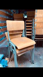 Vintage houten schoolstoelen en stapelstoelen, Antiek en Kunst, Ophalen