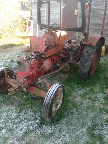 Vend tracteur Porsche Allgaier avec papier à restaurer