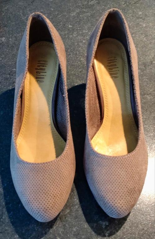 Pumps maat 38, Vêtements | Femmes, Chaussures, Comme neuf, Escarpins, Brun, Enlèvement