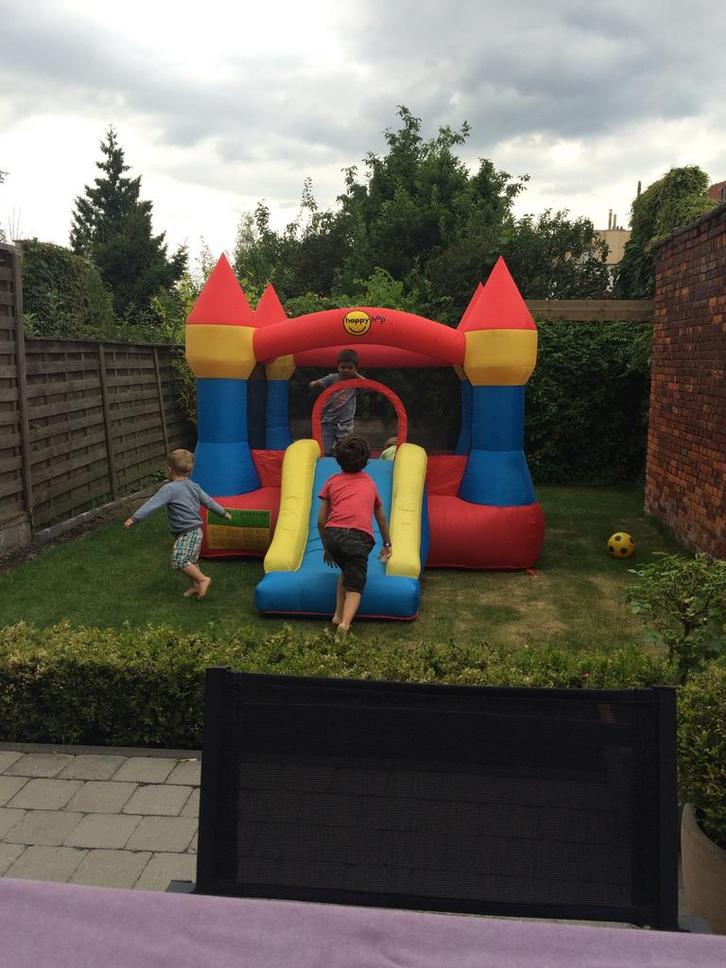 Happy Hop Springkasteel Castle met glijbaan te koop, Kinderen en Baby's, Speelgoed | Buiten | Springkussens, Zo goed als nieuw