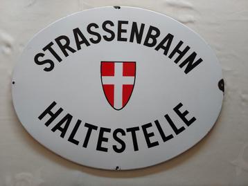 mooi emaille bord "Haltestelle" = tramhalte  disponible aux enchères