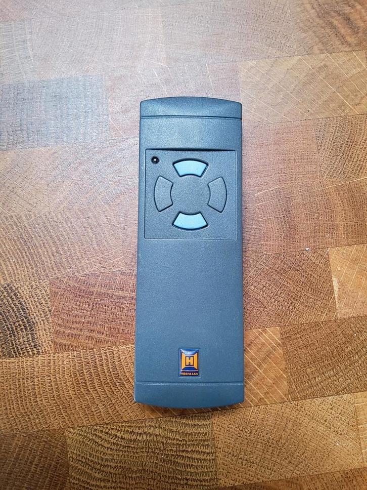 hörmann garagepoort afstandbediening / remote, Doe-het-zelf en Bouw, Overige Doe-Het-Zelf en Bouw, Gebruikt, Ophalen of Verzenden