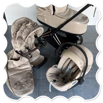 Cybex Priam Fashion Simply Flowers Beige beschikbaar voor biedingen