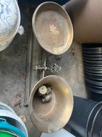 Balance avec quatre poids, Enlèvement, Comme neuf