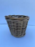 Ronde rieten mand 18,50 x 18,50 cm, Mand, Rond, Ophalen of Verzenden, Zo goed als nieuw