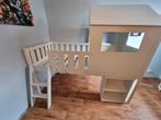 Lit cabane avec bureau retractable, Enfants & Bébés, Chambre d'enfant | Lits superposés & Lits mezzanines, Enlèvement, Utilisé