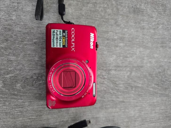 Vintage Nikon Coolpix S6300, Audio, Tv en Foto, Fotocamera's Digitaal, Zo goed als nieuw, Compact, Nikon, 8 keer of meer, Ophalen