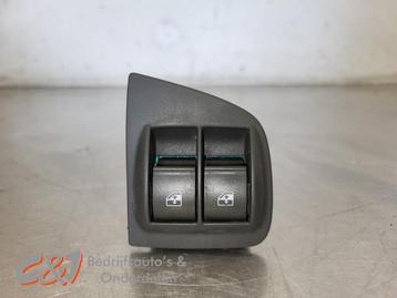 Elektrisch Raam Schakelaar van een Fiat Doblo beschikbaar voor biedingen