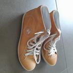 Schoenen River Woods maat 37, Beige, River Woods, Zo goed als nieuw, Ophalen