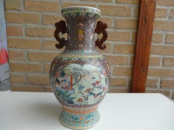 zeer zeldzame oude chinese vaas beschikbaar voor biedingen