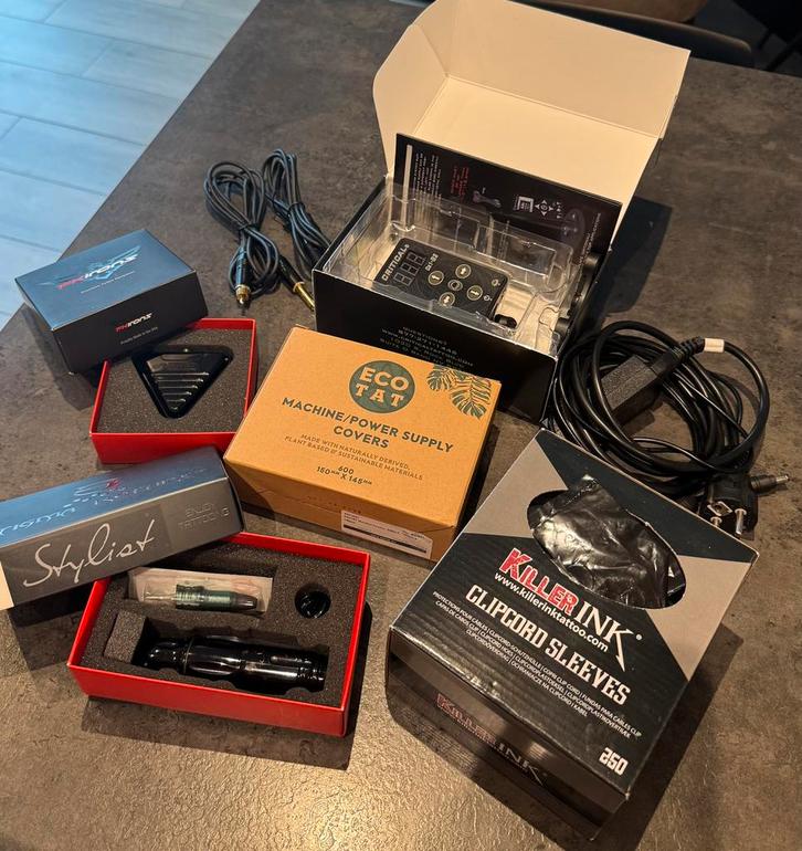 Tattoo Materiaal, Antiek en Kunst, Kunst | Tekeningen en Fotografie, Ophalen