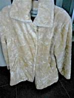 Zeer mooie jas van imitatiebont voor dames, Kleding | Dames, Ophalen of Verzenden, Nieuw, Maat 42/44 (L), Beige