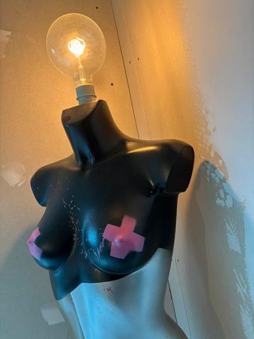 Unieke Paspop-Ledlamp  beschikbaar voor biedingen